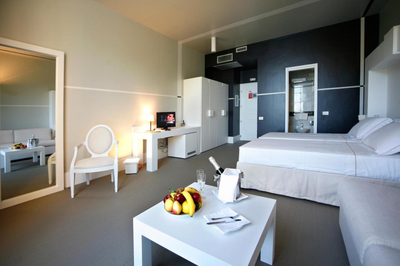 Classic Double or Twin Room,1297281487:JPEG